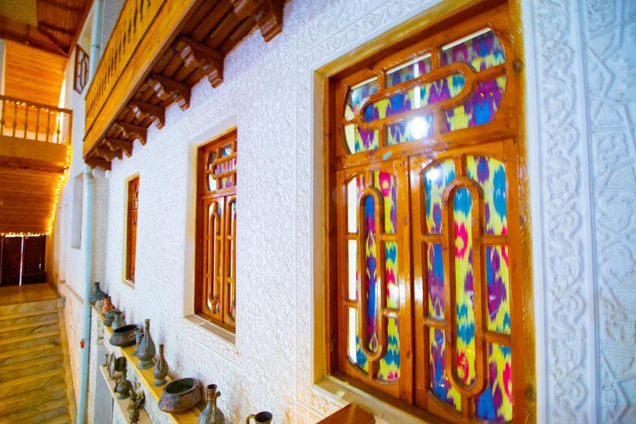 ホテル Bukhara Zaringiz エクステリア 写真