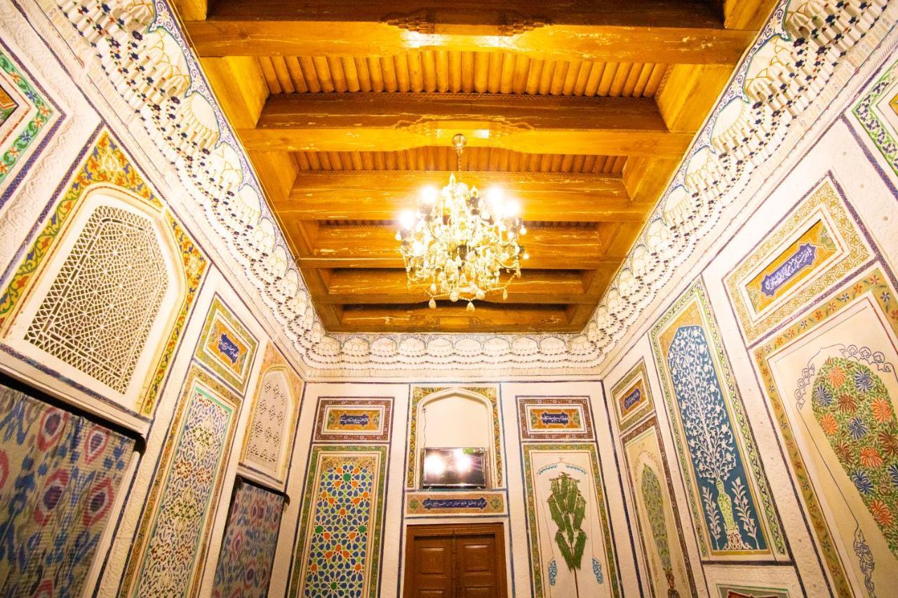 ホテル Bukhara Zaringiz エクステリア 写真